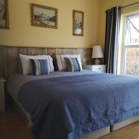 Beautiful One Bed With Stunning Sea View Apartment วอเตอร์ฟอร์ด ภายนอก รูปภาพ